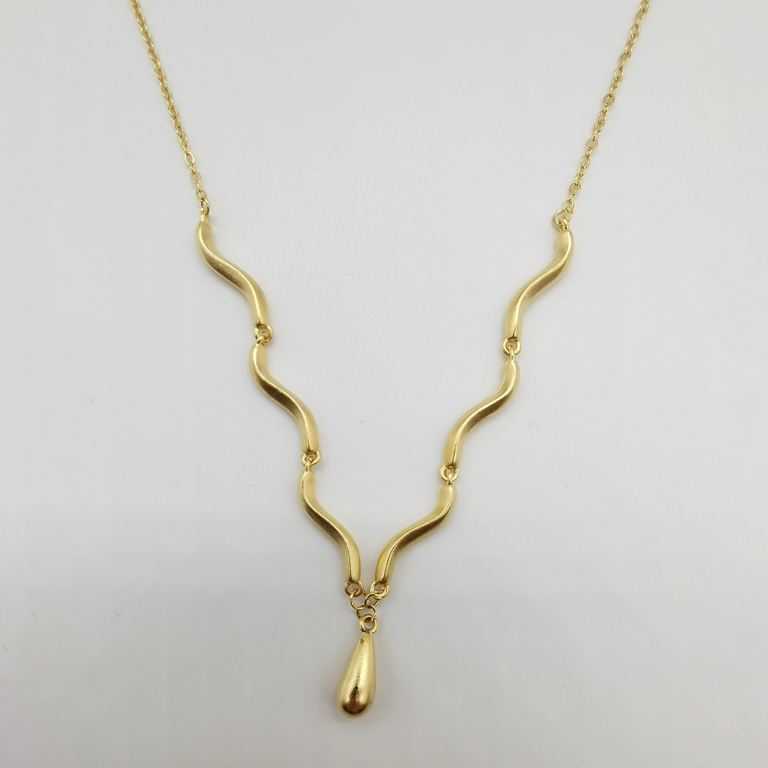 Alluvial gold vacuum electroplating 24K gold water drop necklace